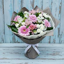 Букет цветов из:  Герберы, Альстромерии и Хризантемы #REPLACE_PRED# Набережной