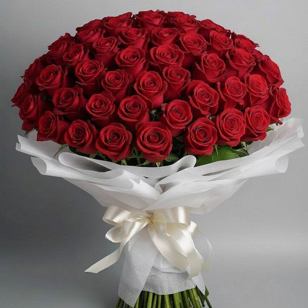 Букет 101 Красная роза Блэк Мэджик в Набережной