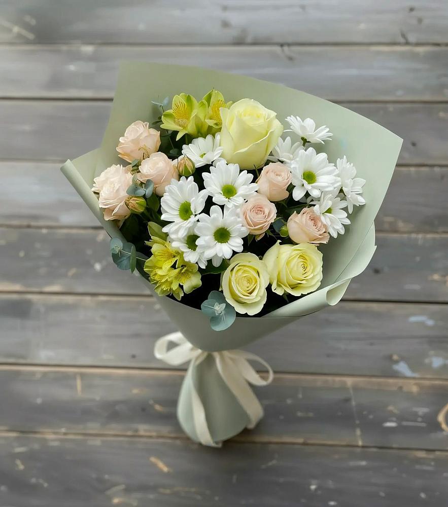 Букет цветов из: Альстромерии, Розы и Хризантемы в Набережной