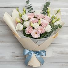 Букет цветов из:  Лизиантусы в Набережной