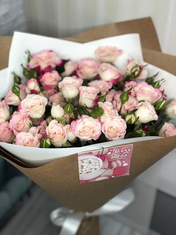 Букет цветов из: Розы в Набережной