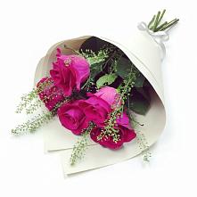 Букет цветов из:  Розы в Набережной