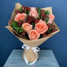 Букет цветов из:  Розы и Альстромерии в Набережной