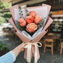 Букет цветов из:  Розы в Набережной