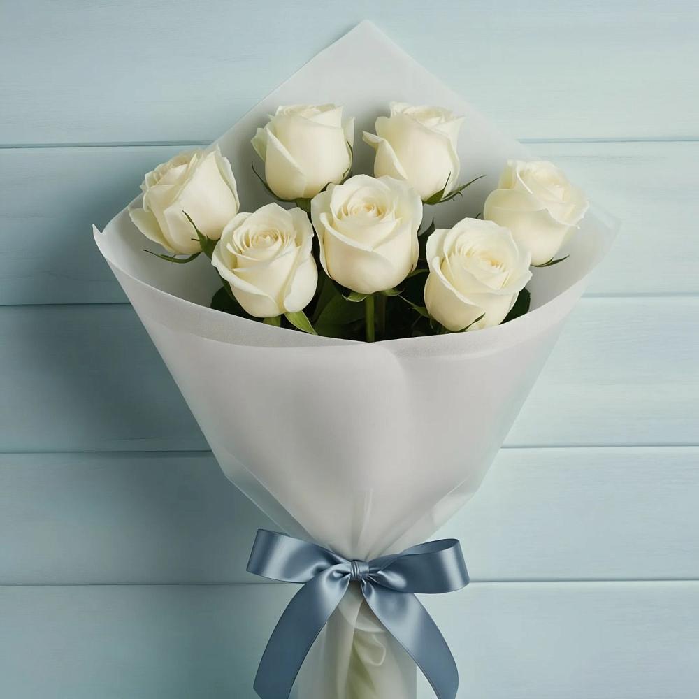 Букет 7 Белых роз Эдлесс Лав в Набережной